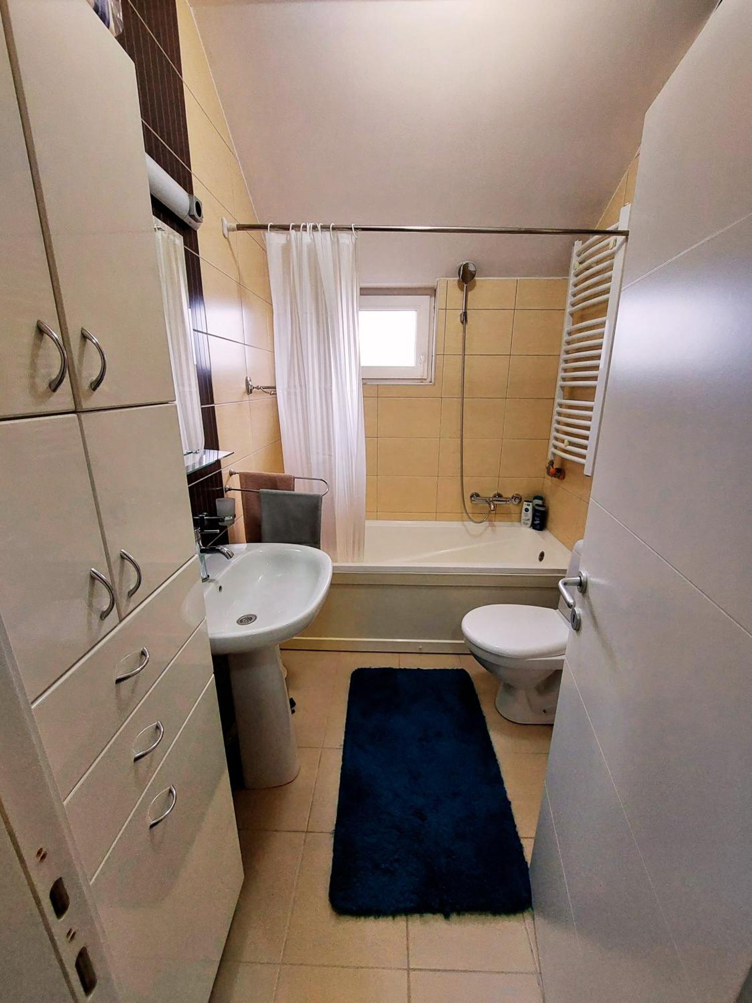 Xo Apartman Sremska Mitrovica Esterno foto